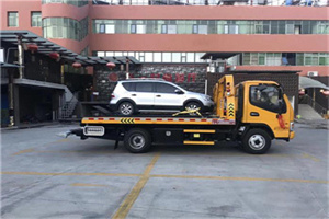 金堂汽车紧急补胎换胎救援